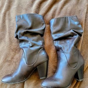 Dark Brown leather boot
